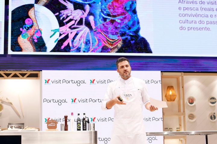 プレゼンをするセバスティアン・フランク