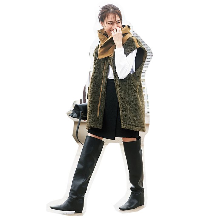 ショートパンツにロングブーツを合わせた1月の防寒コーデ