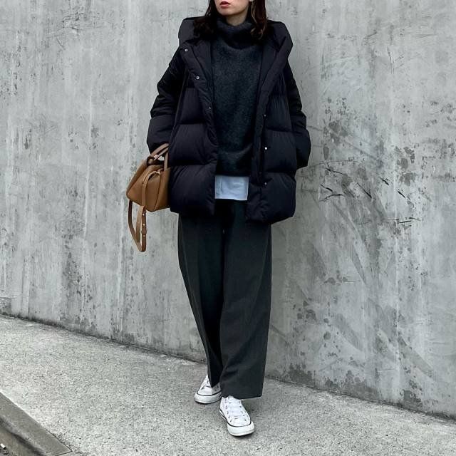 お正月大人レディーススニーカー大人ラフな最旬コーデ