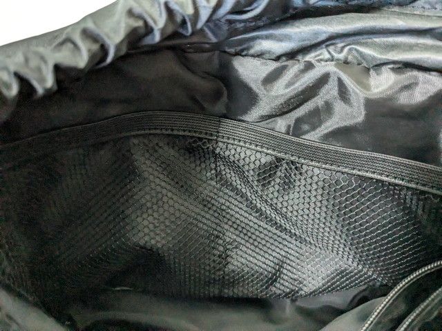 近藤千尋ショルダーバッグロゴメッシュポケット