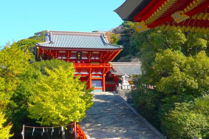 鎌倉で迎える2025年の新春♪鶴岡八幡宮の初詣と艶やかなランチや老舗の甘味処でお正月を満喫