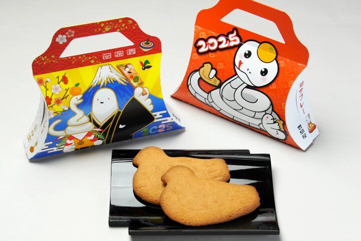 鎌倉で迎える2025年の新春♪鶴岡八幡宮の初詣と艶やかなランチや老舗の甘味処でお正月を満喫