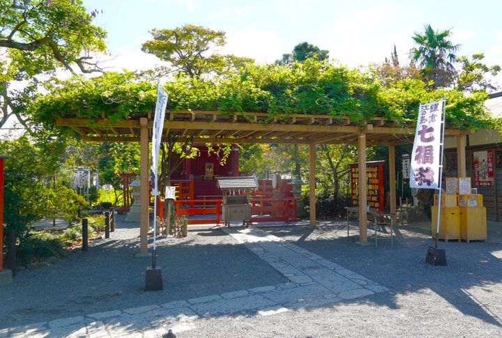 鎌倉で迎える2025年の新春♪鶴岡八幡宮の初詣と艶やかなランチや老舗の甘味処でお正月を満喫