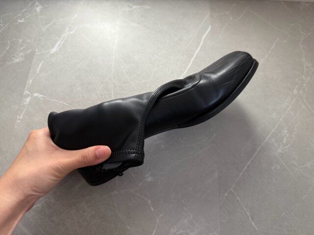 GU ウルトラストレッチローヒールブーツ+E BLACK コンパクトに畳める