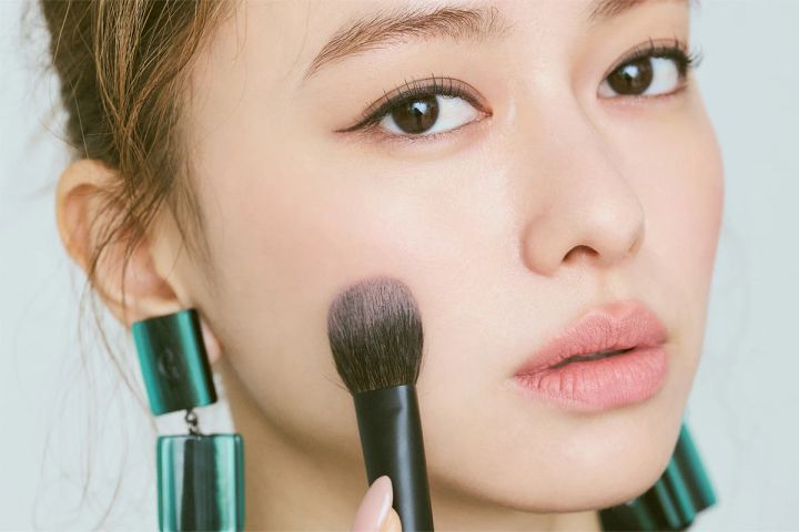 山本舞香のBeauty Script 山本舞香 HOW TO MAKE-UP ARMANI編➁