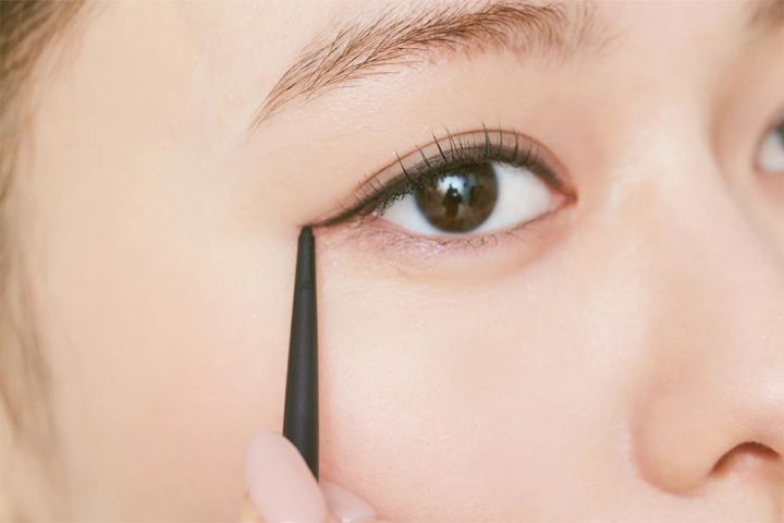 山本舞香のBeauty Script 山本舞香 HOW TO MAKE-UP ARMANI編➀