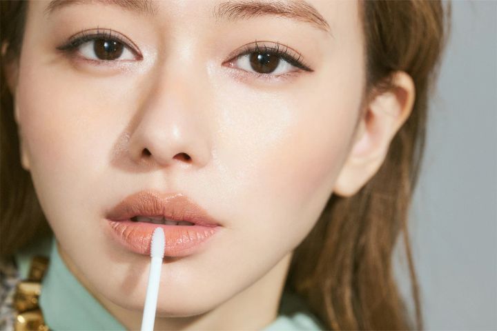 山本舞香のBeauty Script 山本舞香 HOW TO GUCCIリップMAKE-UP 