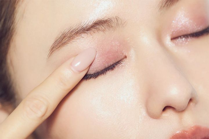 山本舞香のBeauty Script 山本舞香 HOW TO MAKE-UP YSL編➀