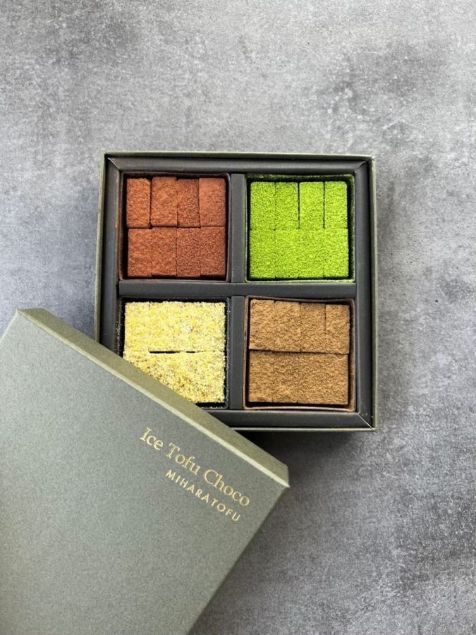 「アイス豆腐チョコ」アソートBOX 3250円