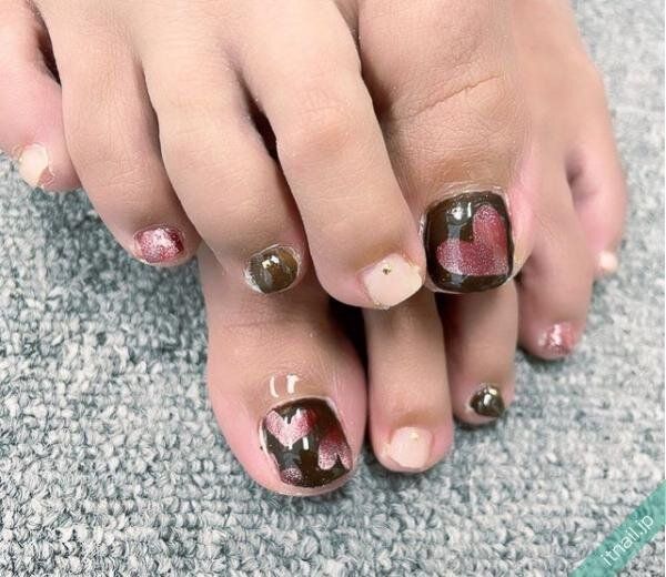 ネイルサロンメィプルが投稿したネイルデザイン [photoid:I0123654] via Itnail Design (744916)