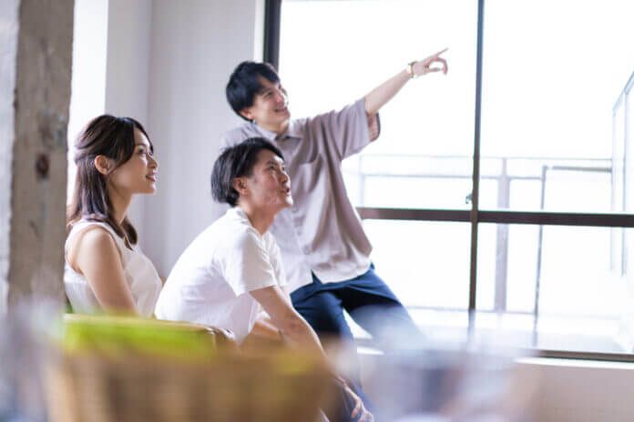 究極の選択‼ あなたはパートナーと友達どっちが大事!?