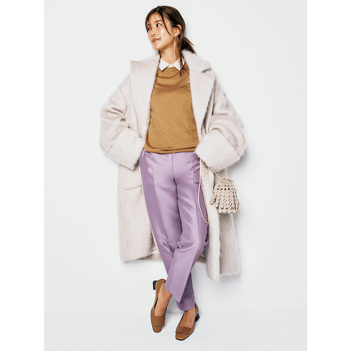 起毛感があるロングコート×パープルパンツの咲和希さん