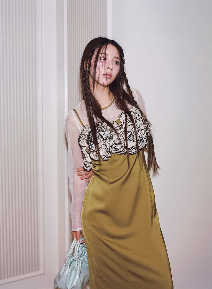 LILY BROWN ビスチェつきワンピース