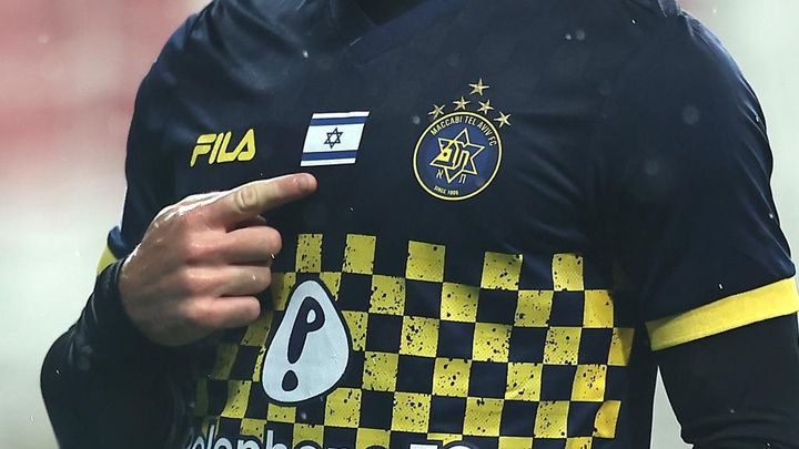 猿扱いの人種差別投稿で大炎上…最強チーム大幹部、解雇される 「心からお詫び」と謝罪