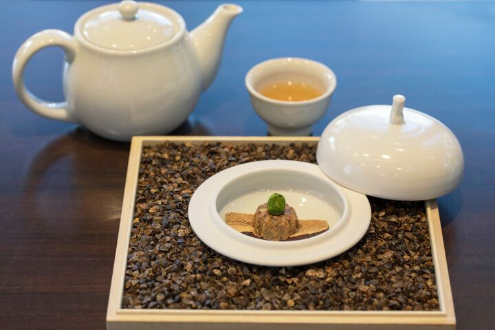 伝統茶と韓菓子を楽しむ日本初の韓国アフタヌーンティー。東京・成城学園前「韓国宮廷茶室 HOSEKI」