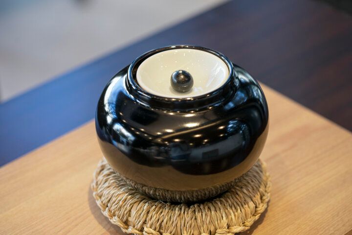 伝統茶と韓菓子を楽しむ日本初の韓国アフタヌーンティー。東京・成城学園前「韓国宮廷茶室 HOSEKI」