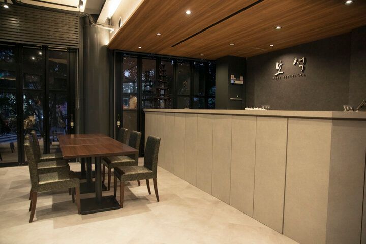 伝統茶と韓菓子を楽しむ日本初の韓国アフタヌーンティー。東京・成城学園前「韓国宮廷茶室 HOSEKI」