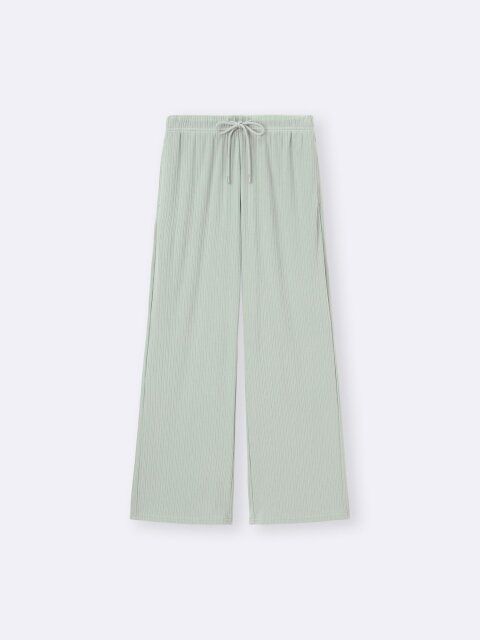 gu女性おすすめリブプルオンパンツ