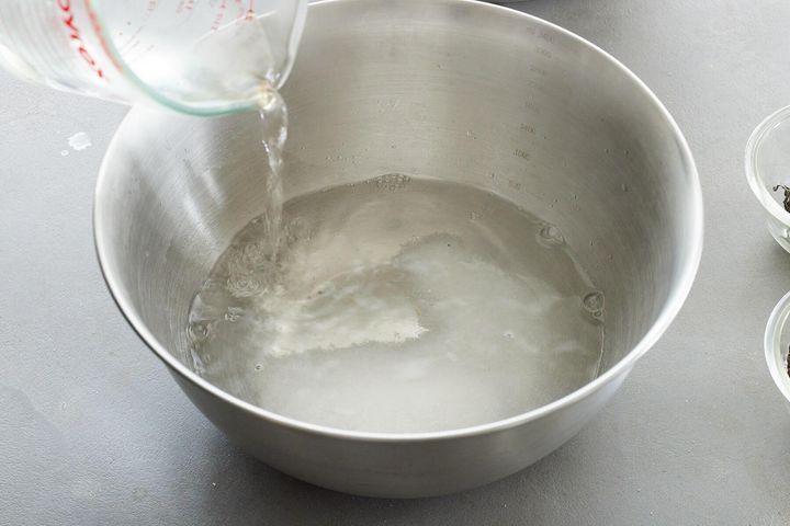 塩水を沸騰させる