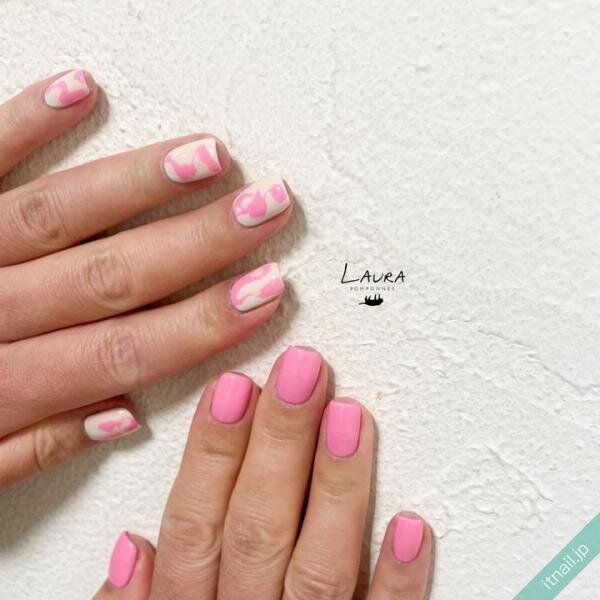 LAURA POMPONNEEが投稿したネイルデザイン [photoid:I0130468] via Itnail Design (742620)