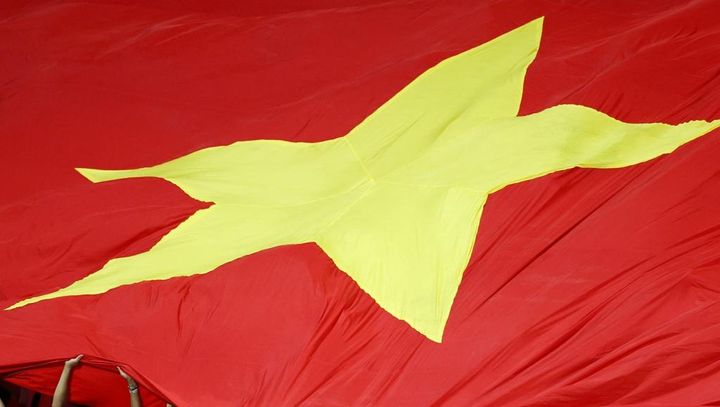 27歳の元Jリーガー、帰化した国で国民的英雄に！「億万長者になった韓国人の後を継げるか」と注目