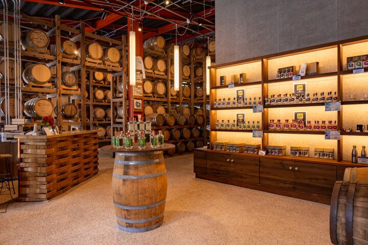 信州・野沢温泉の豊かな自然がお酒に♪ 「野沢温泉蒸留所」の香り立つクラフトジン