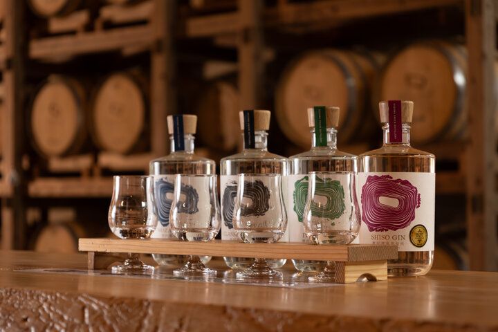 信州・野沢温泉の豊かな自然がお酒に♪ 「野沢温泉蒸留所」の香り立つクラフトジン