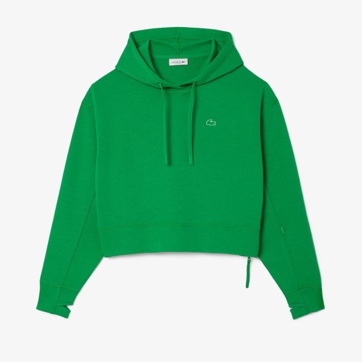 クロップドスウェット ¥22,000／LACOSTE