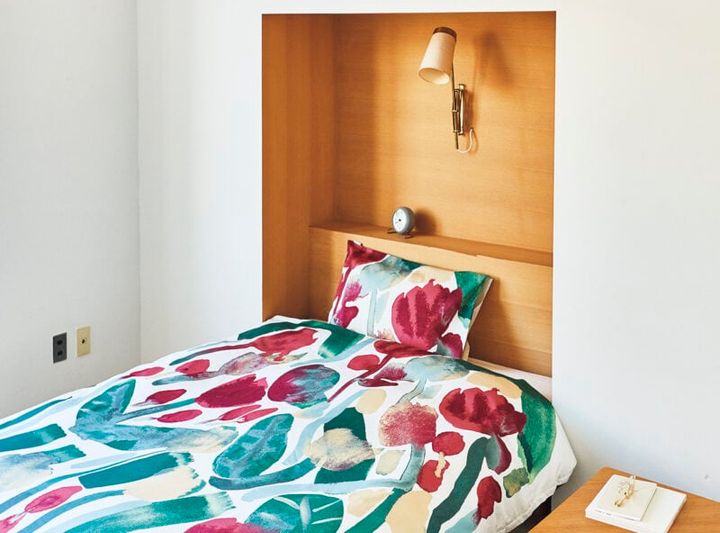 「KUMPULA（クンプラ）」ピローケース［H45×W65］¥2,640、掛け布団カバー［H210×W150］¥7,480（ともにnishikawa）