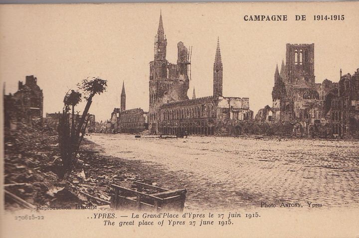 戦争により壊滅的な被害を受けたイーペル