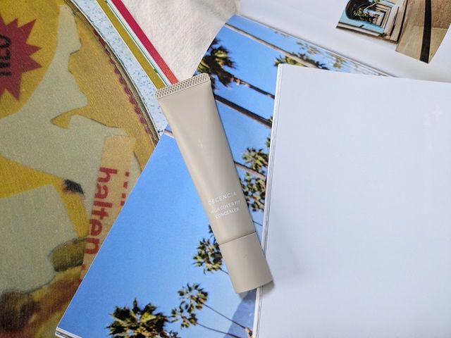 ディセンシアの写真