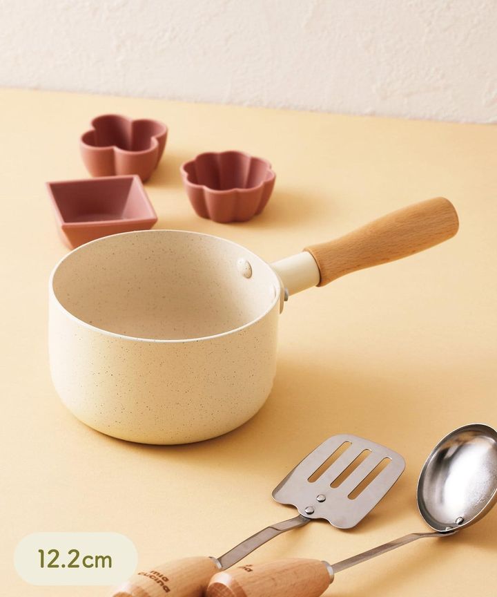 画像1: 出典：3COINS