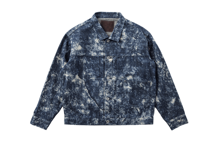 〈ティー・ティー〉のデニムジャケット