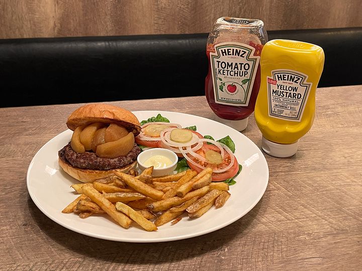 「アップルバーガー」2002円