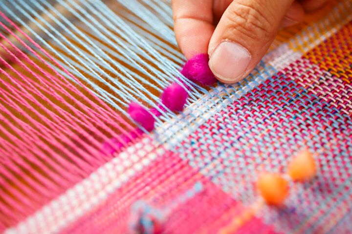 世界で一つだけの手織りマフラーづくりを体験♪大阪・中崎町にある体験工房「SAORI豊崎長屋」