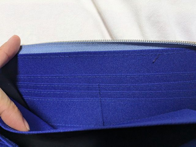 moz 整理上手な牛革長財布