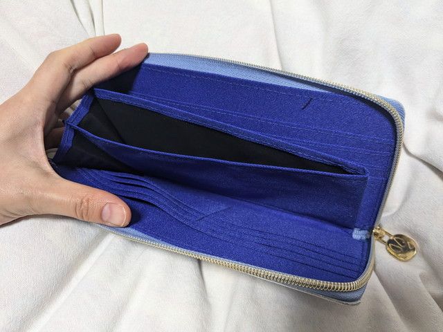 moz 整理上手な牛革長財布