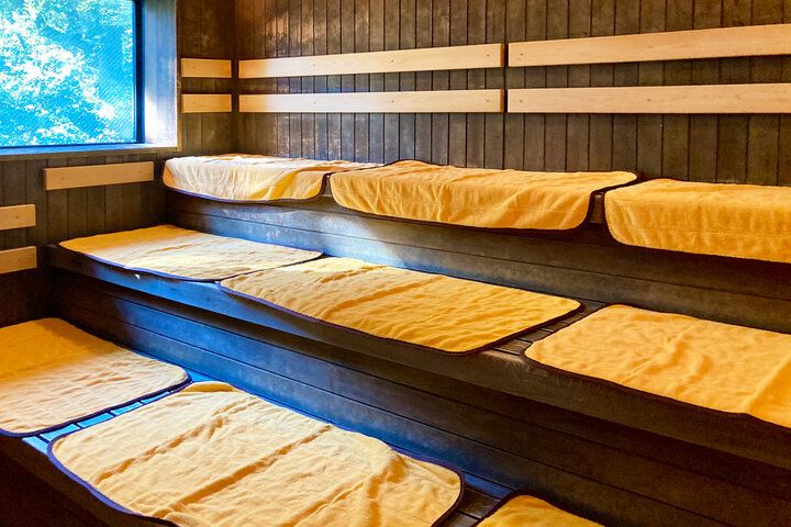 箱根湯本駅から３分♪ 森に溶け込む里山温泉と囲炉裏料理でのんびり小旅行気分「箱根湯寮」