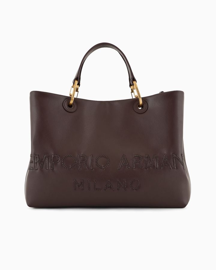 バッグ 本体H27cm ¥103,400／EMPORIO ARMANI