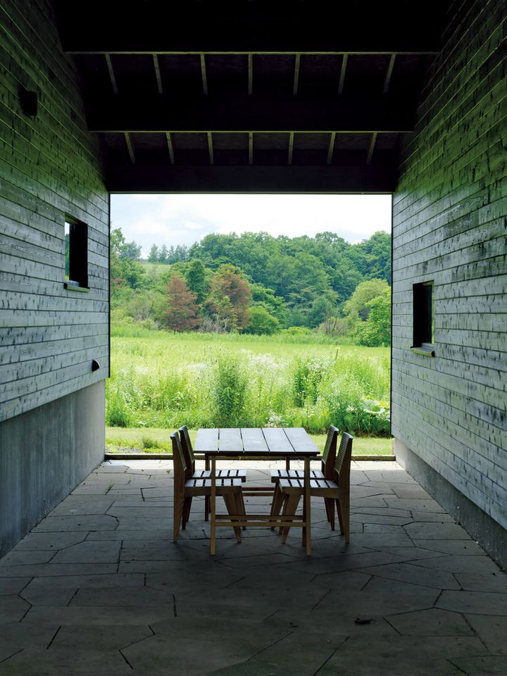 木工作家・内田悠の工房のテラス