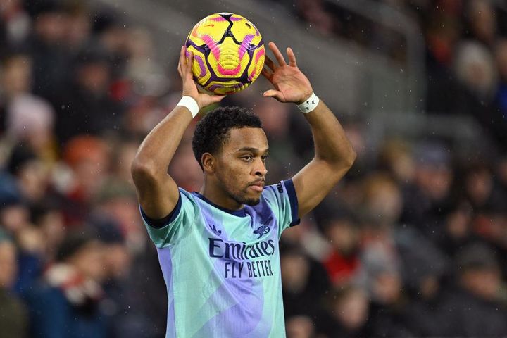 日本人所属の強豪、シュート23本も0ゴールで敗戦…監督が『ボールのせい』にしたワケ