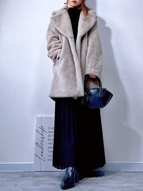 ZARA フェイクファーコート 着用