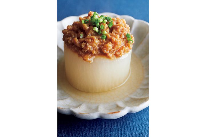 鶏挽き肉でボリュームアップ！“ふろふき大根そぼろ味噌”