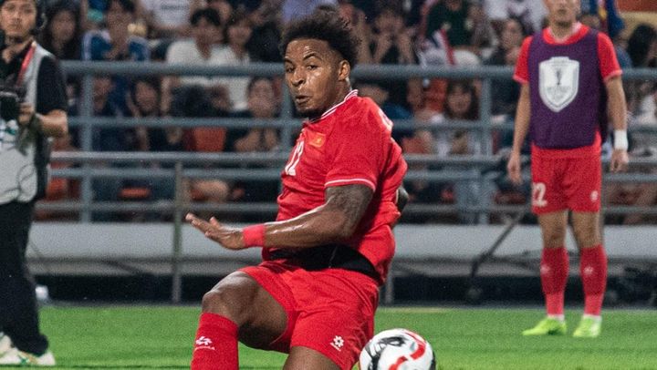 27歳の元Jリーガー、帰化した代表で英雄になるも悲劇の重傷…相手の女性会長が自腹で入院費負担