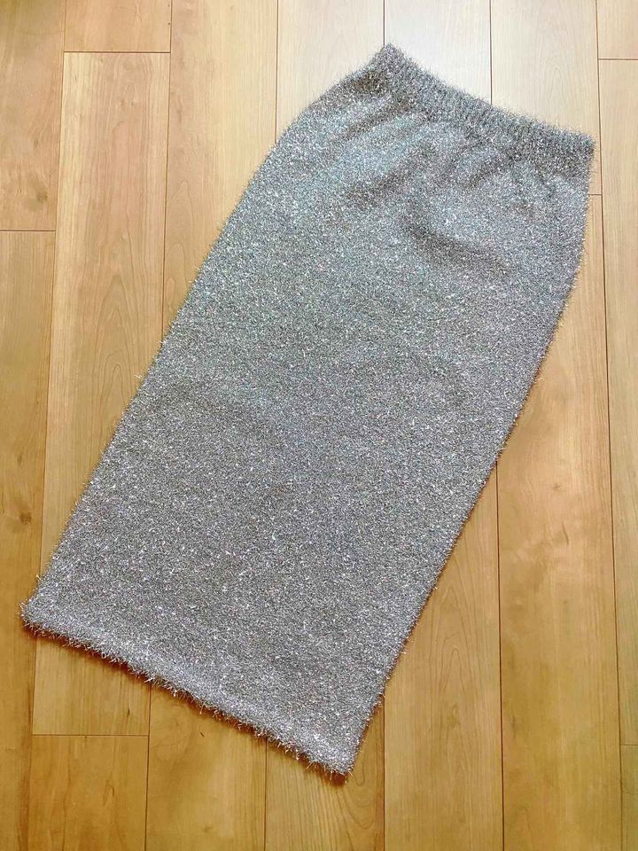 画像: キラキラ感が可愛過ぎる♪ ラメニットスカート