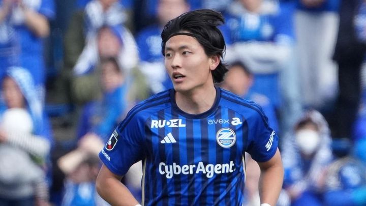 J1大躍進チーム、2選手が「海外クラブへの移籍を前提とした手続きと準備」でチームを離脱…昇格の立役者も