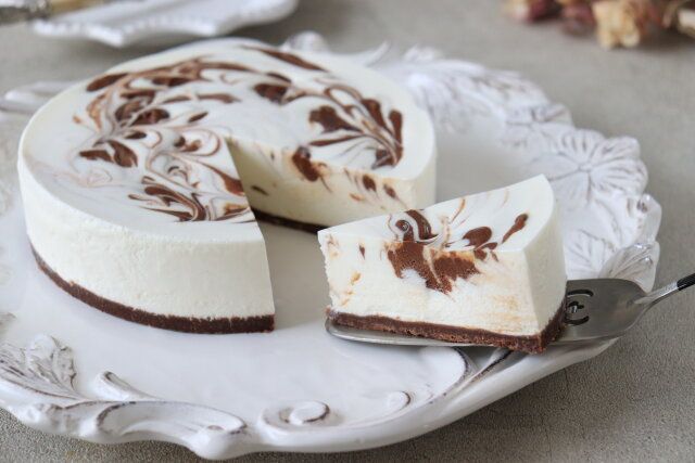 マーブルチョコチーズケーキ カット