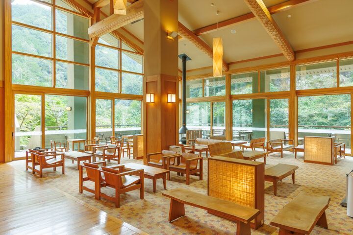 美人の湯に癒やされる和歌山・龍神温泉へ。自然豊かな山あいの村で、地元食材や名産も満喫