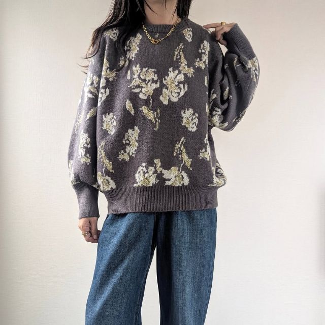 HKフラワーJQPOを着たコーデ