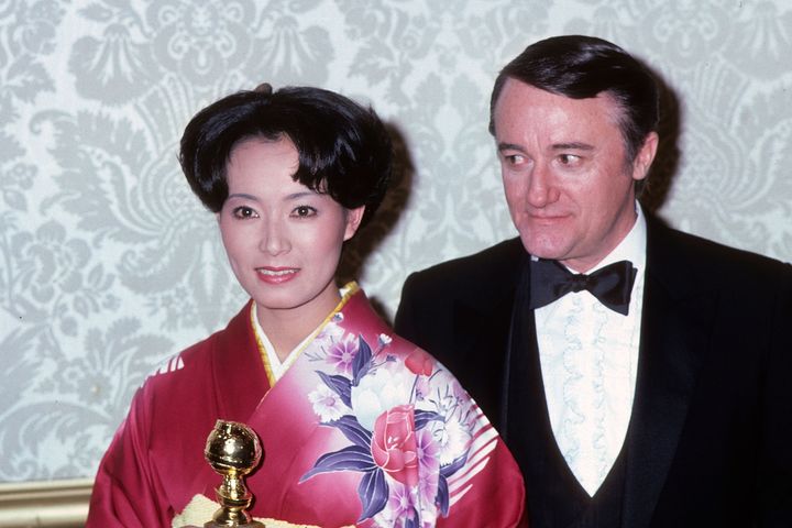 島田陽子とプレゼンターを務めたロバート・ヴォーン。